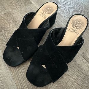 WOMEN'S STANIA SUEDE BLOCK HEEL SLIDE SANDALS BLACK SUEDE